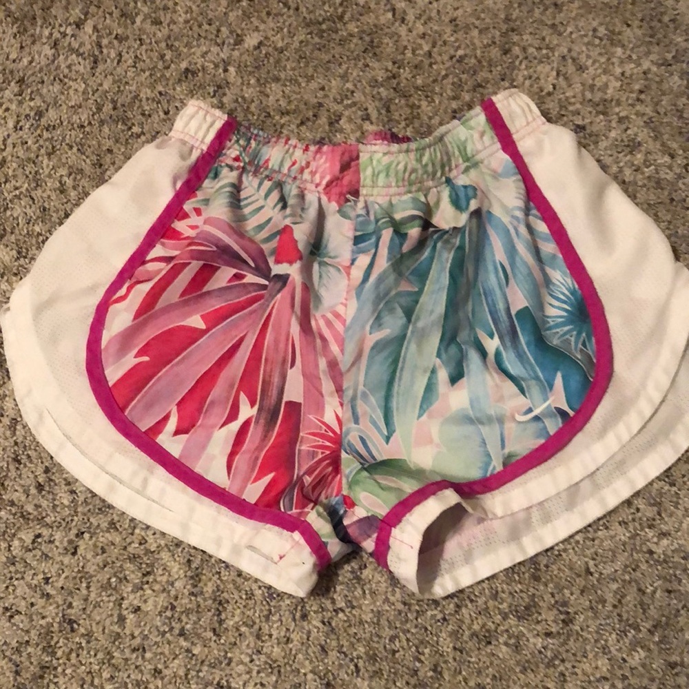 Nike women’s running shorts
